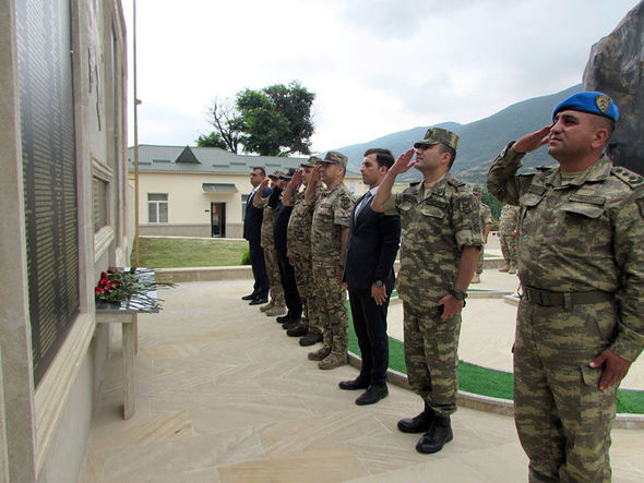 Silahlı Qüvvələr Günü münasibətilə Azərbaycan Ordusunda silsilə tədbirlər keçirilib - FOTO