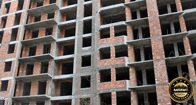 Vətəndaş ev aldı, tikinti dayandı - Şirkətdən AÇIQLAMA