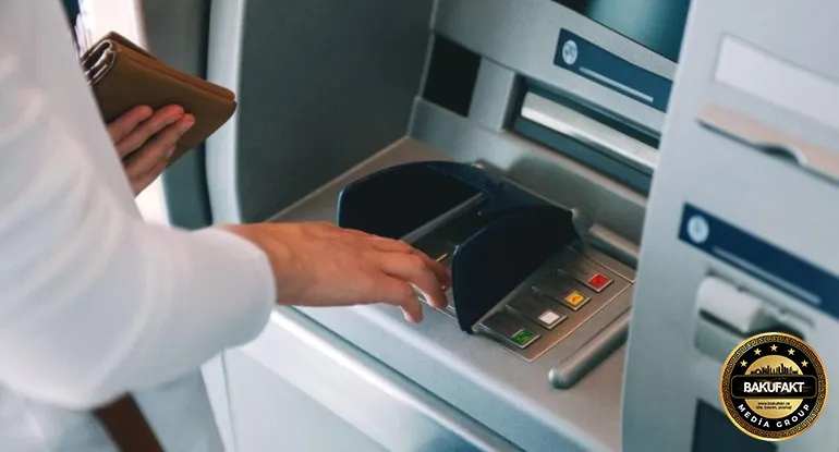 Bu halda pulunuzu bankdan təcili çıxarın - Açıqlama