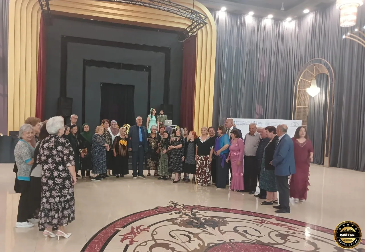 "Şərur"MTK-nın sədri İsfəndiyar Axundov Ahıllarla görüş keçirib