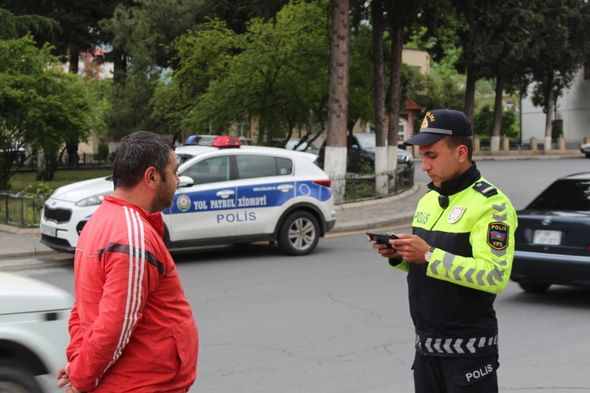 Piyada keçidlərindən istifadə etməyənlərə qarşı tədbirlər görülüb - FOTO