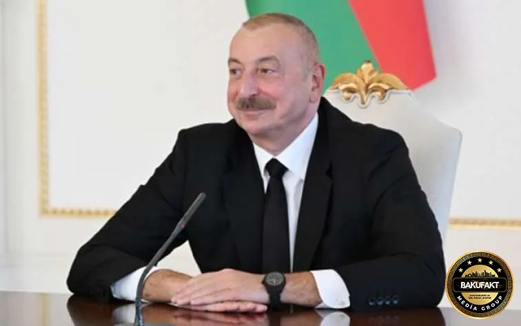Liderlər mətbuata bəyanatlarla çıxış edirlər