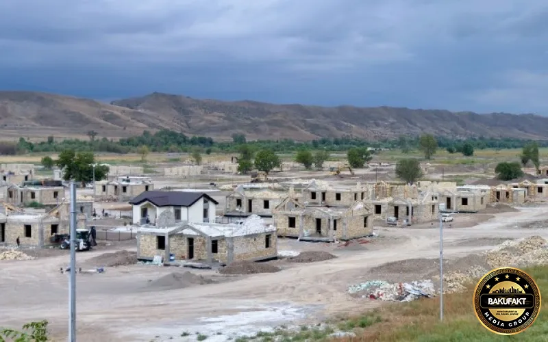 Məlum olduğu kimi, işğaldan azad edilən Qubadlı rayonunun Mahruzlu və Zilanlı kəndlərində yenidənqurma işləri davam etdirilir. 