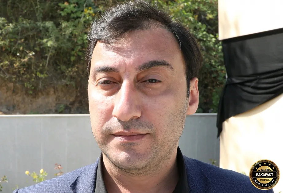 Tanınmış mətbuat katibi qəzaya düşdü - FOTO