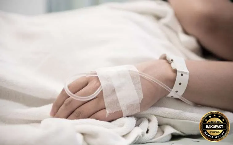 12 yaşlı şagird özünü məktəb binasından atdı - Rəsmi açıqlama
