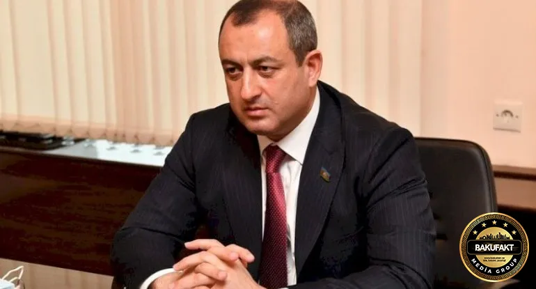 Adil Əliyev 3 nəfəri işdən çıxardı